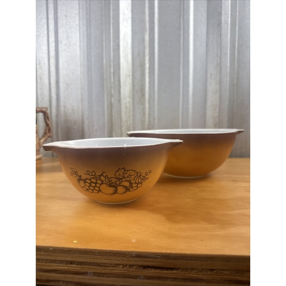 Vintage Pyrex Cinderella Nesting Bowls Orchard Pattern 442 441 USA Read Descr.
